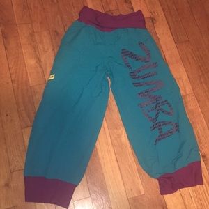 Zumba capri cargo pants